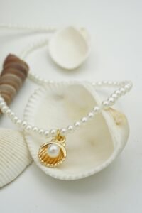Elegant pearl jewellery by Dreamy Dazzle