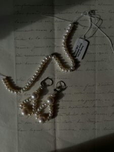 Timeless pearl jewellery elegance